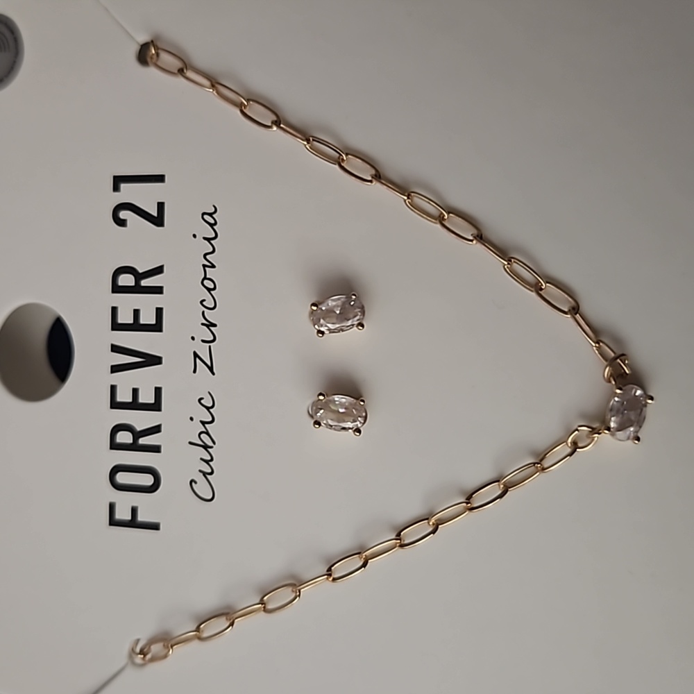 Forever 21 Earring and necklace set